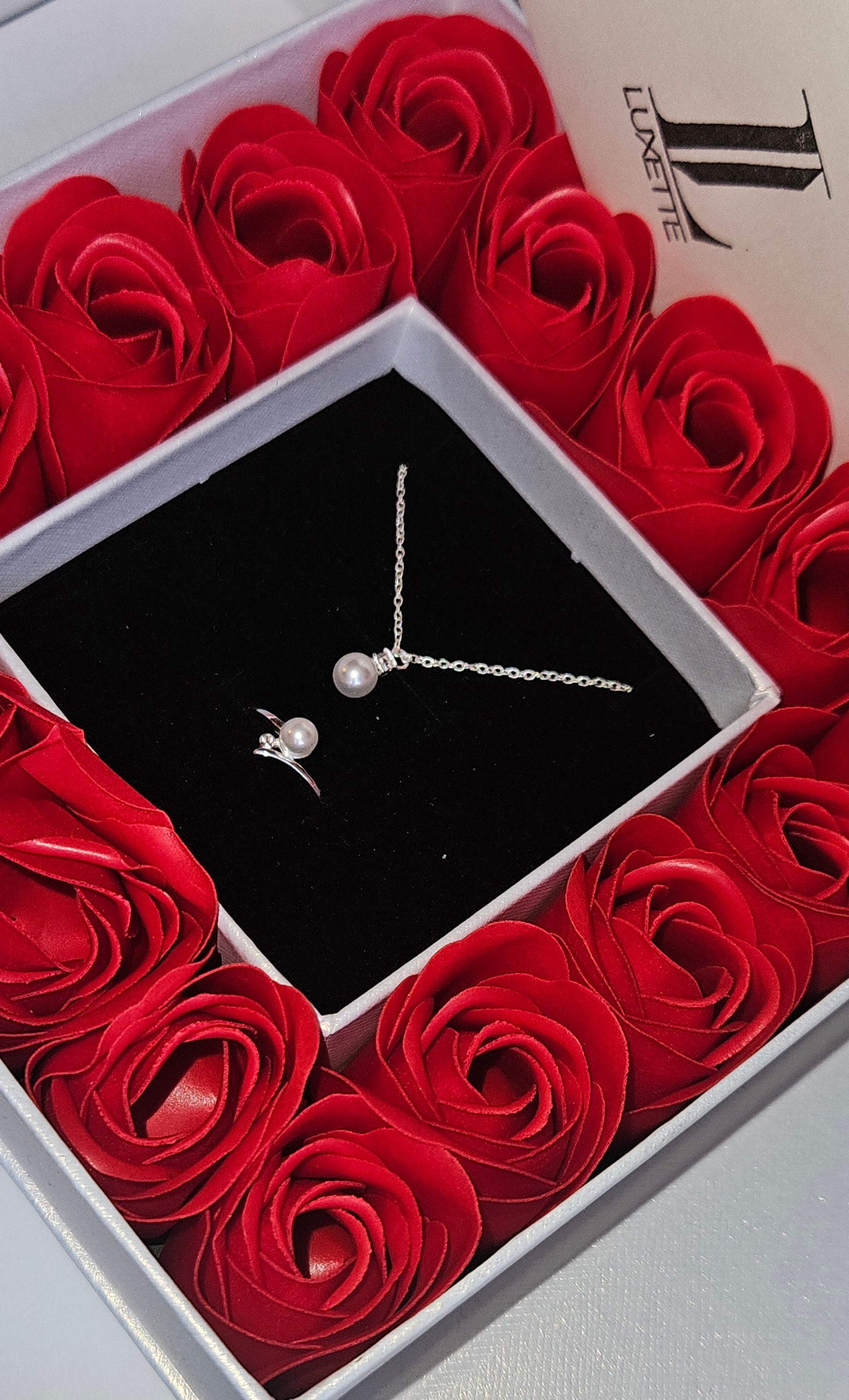 Pearl - gyöngyös ezüst ékszerszett